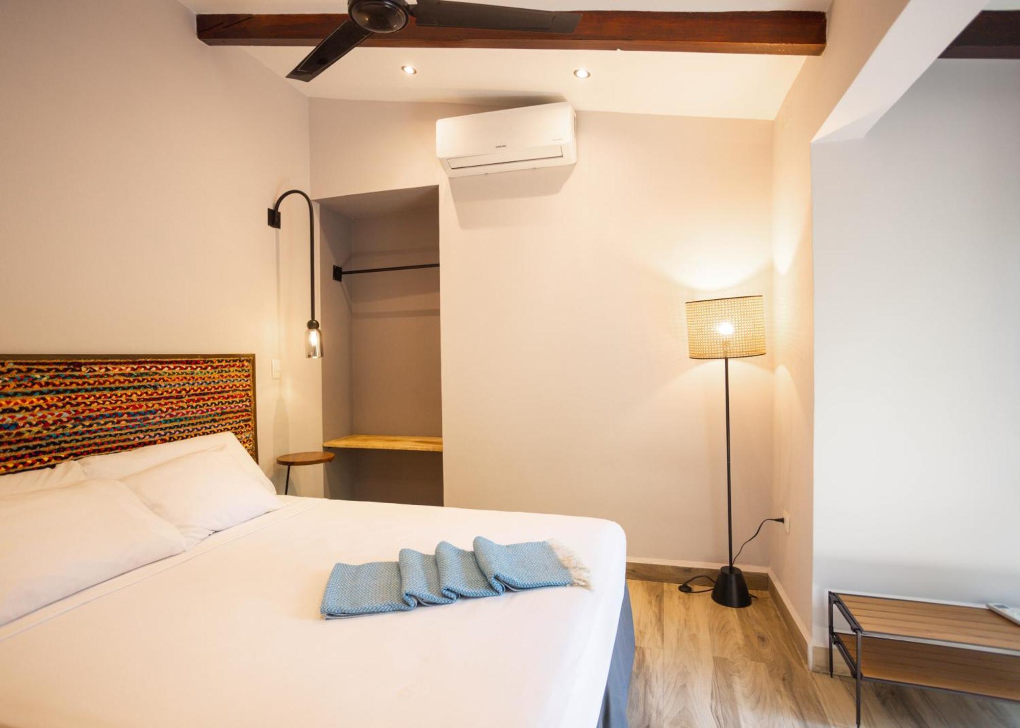 Paradiso Hostel Ла-Лагуна Экстерьер фото